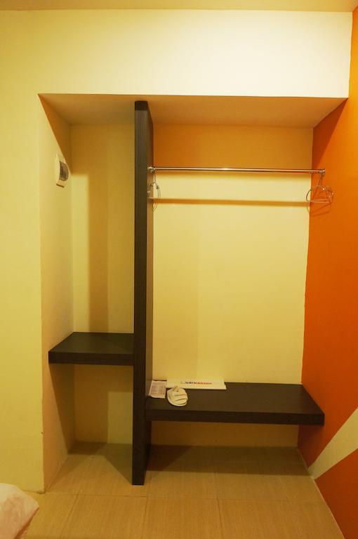 Quin Centro Hotel Palembang Zimmer foto