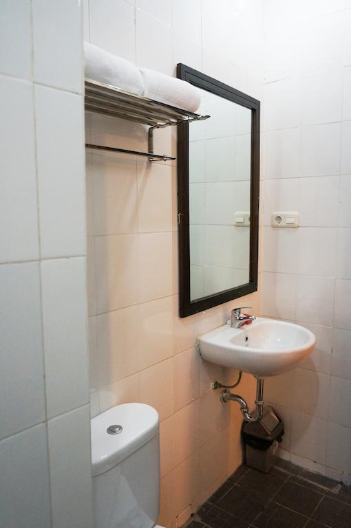 Quin Centro Hotel Palembang Zimmer foto