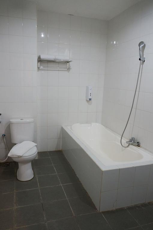 Quin Centro Hotel Palembang Zimmer foto
