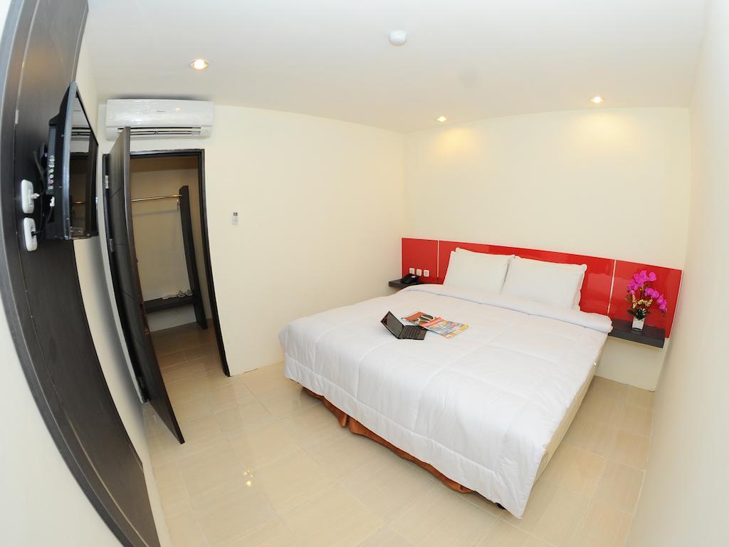 Quin Centro Hotel Palembang Exterior foto